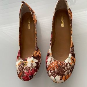 Nine West Ballet flats floral 6 1/2 M